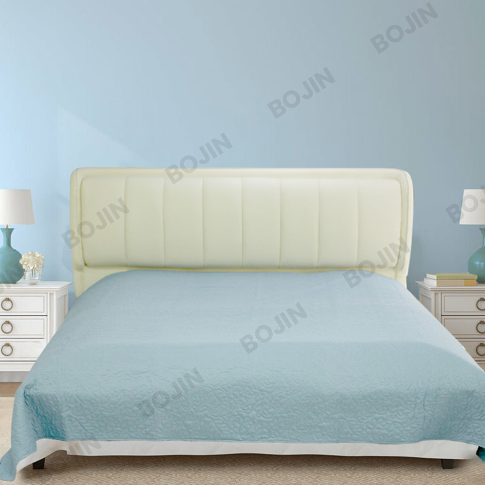 Blauwe gewatteerde set van 100% polyester, fluweel en microvezeldraad